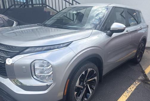 2022 Mitsubishi Outlander ES 2.5 S-AWC