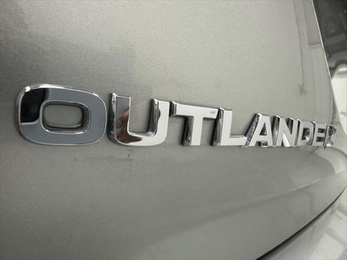 2024 Mitsubishi Outlander SE 2.5 S-AWC