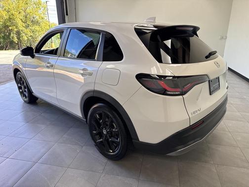 2023 Honda HR-V AWD Sport