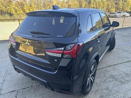 2025 Mitsubishi Outlander Sport SE