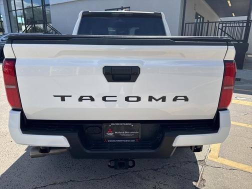 2024 Toyota Tacoma SR5