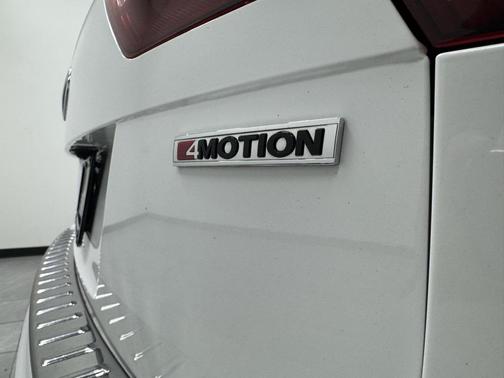 2021 Volkswagen Tiguan 2.0T SEL R-Line 4MOTION