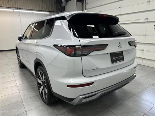 2025 Mitsubishi Outlander SE 2.5 S-AWC