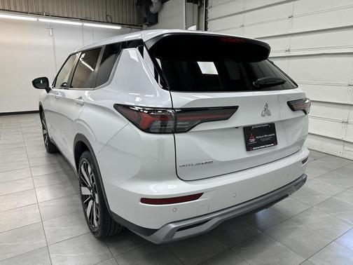 2025 Mitsubishi Outlander SE 2.5 S-AWC