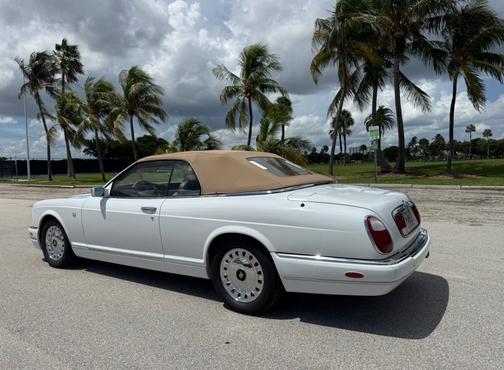 2002 Rolls-Royce Corniche 