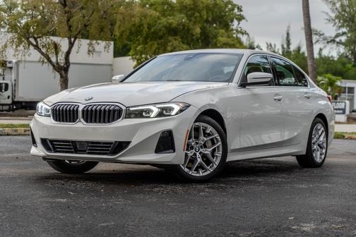 2025 BMW 330 i