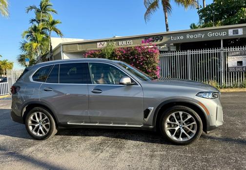 2025 BMW X5 xDrive40i