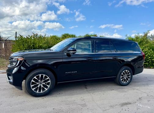 2025 Ford Expedition Max Platinum