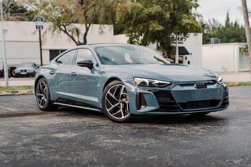 2024 Audi RS e-tron GT Base