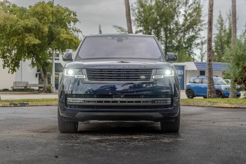 2023 Land Rover Range Rover P530 SE SWB