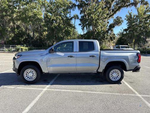 2024 Chevrolet Colorado WT