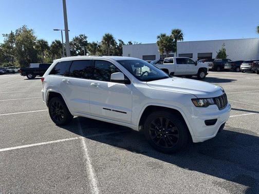 2018 Jeep Grand Cherokee Altitude