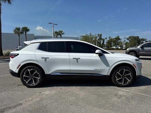 2025 Chevrolet Equinox EV LT