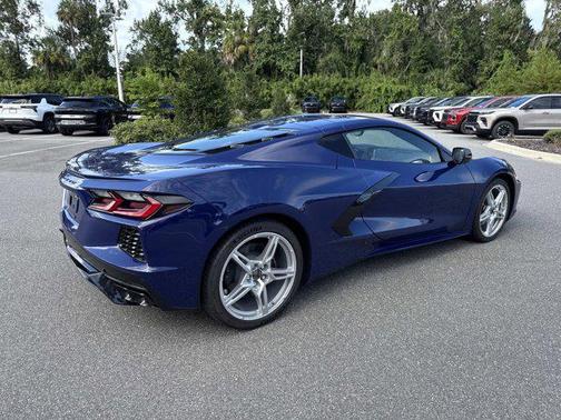 2025 Chevrolet Corvette Stingray w/2LT