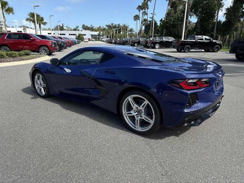 2025 Chevrolet Corvette Stingray w/2LT