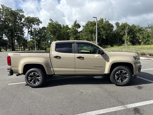Sand Dune Metallic 2021 Chevrolet Colorado Z71