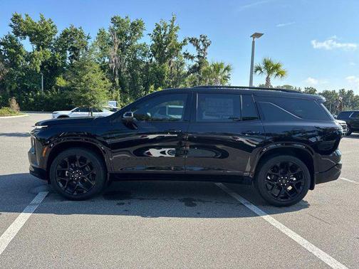 2025 Chevrolet Traverse RS