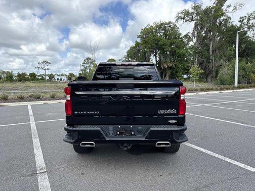 Black 2021 Chevrolet Silverado 1500 High Country