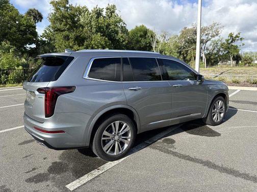 Argent Silver Metallic 2023 Cadillac XT6 Premium Luxury AWD