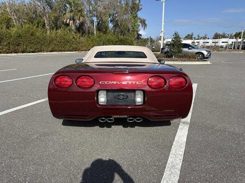 2003 Chevrolet Corvette Base