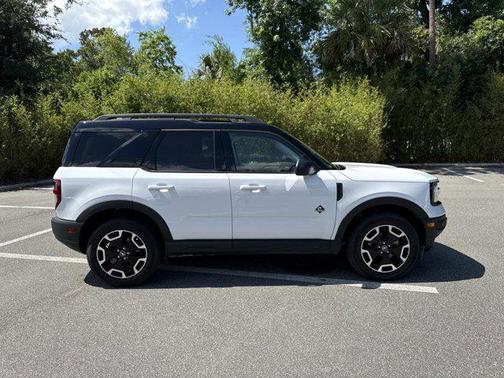 Oxford White 2024 Ford Bronco Sport Outer Banks