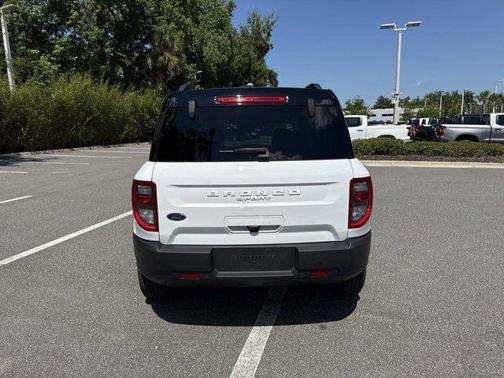 Oxford White 2024 Ford Bronco Sport Outer Banks