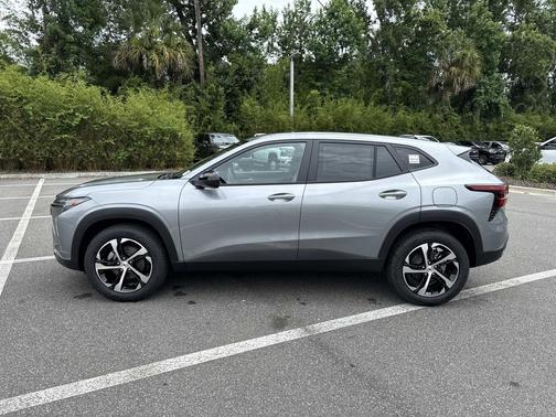 Sterling Gray Metallic 2026 Chevrolet Trax FWD 1RS