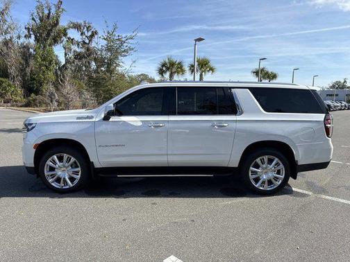 2024 Chevrolet Suburban 4WD High Country