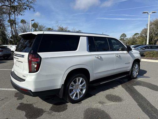 2024 Chevrolet Suburban 4WD High Country