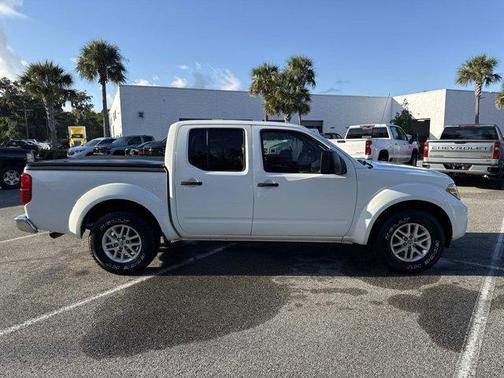 2015 Nissan Frontier SV