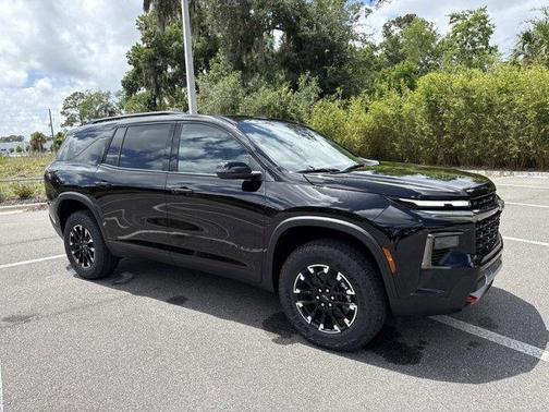Mosaic Black Metallic 2026 Chevrolet Traverse AWD Z71