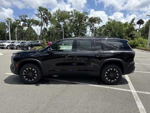 Mosaic Black Metallic 2026 Chevrolet Traverse AWD Z71