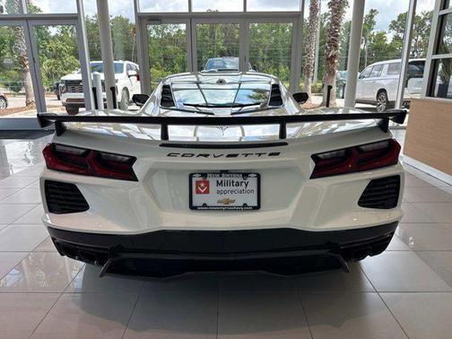 2025 Chevrolet Corvette Stingray w/2LT
