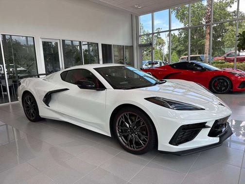 2025 Chevrolet Corvette Stingray w/2LT