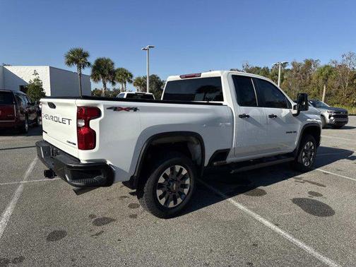 2023 Chevrolet Silverado 2500 Custom