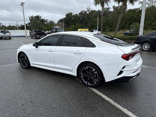 2022 Kia K5 GT-Line