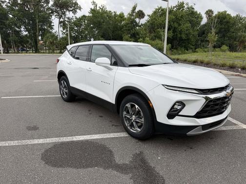 Summit White 2025 Chevrolet Blazer 2LT