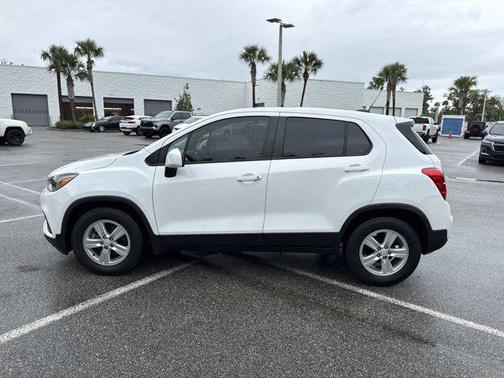 Summit White 2020 Chevrolet Trax LS