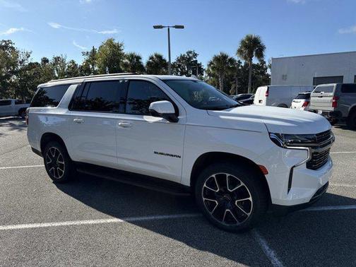 2022 Chevrolet Suburban RST