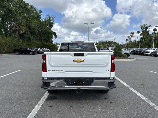 Summit White 2023 Chevrolet Silverado 1500 LT