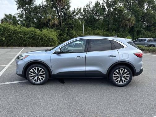 Iced Blue Silver Metallic 2022 Ford Escape Titanium