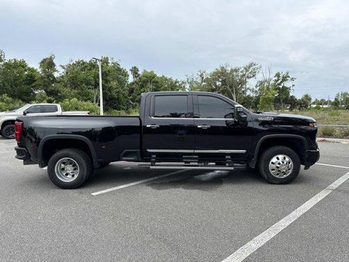 Black 2024 Chevrolet Silverado 3500 High Country