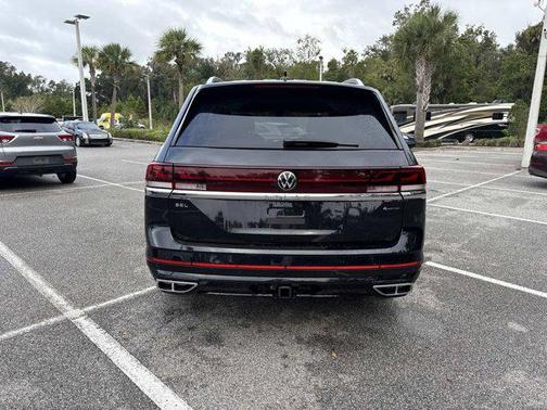 2024 Volkswagen Atlas 2.0T SEL Premium R-Line 4MOTION