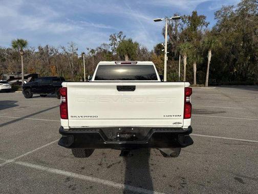 2024 Chevrolet Silverado 2500 Custom