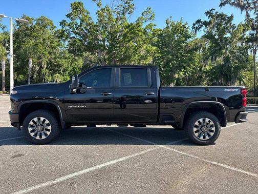 2023 Chevrolet Silverado 2500 Custom