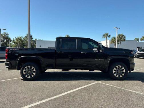 2023 Chevrolet Silverado 2500 Custom