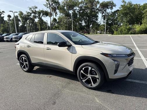 White Sands 2026 Chevrolet Trax FWD 1RS