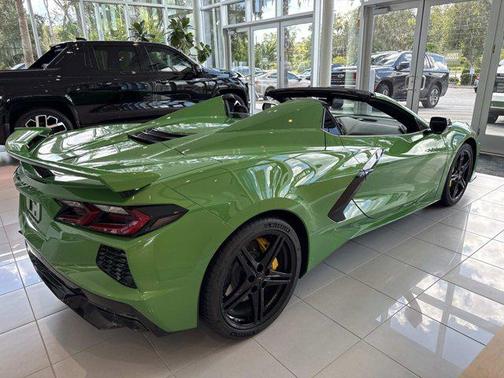 2026 Chevrolet Corvette Stingray w/2LT