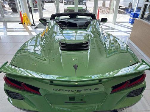2026 Chevrolet Corvette Stingray w/2LT