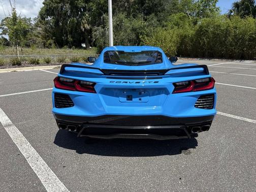 Rapid Blue 2021 Chevrolet Corvette Stingray w/2LT